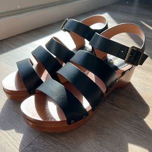 Qupid Wooden Platform Sandals 8